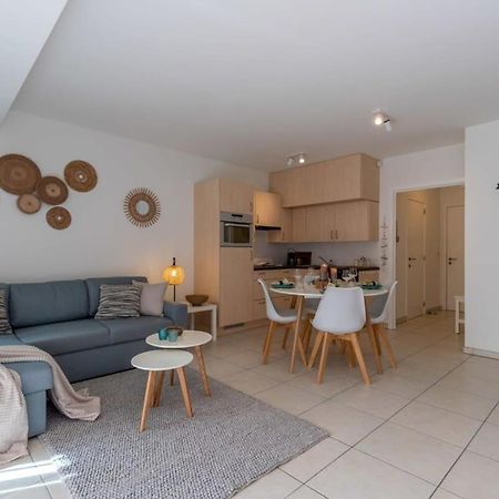'Blue Sea' - Studio In Ostend With Private Parking Apartamento Exterior foto