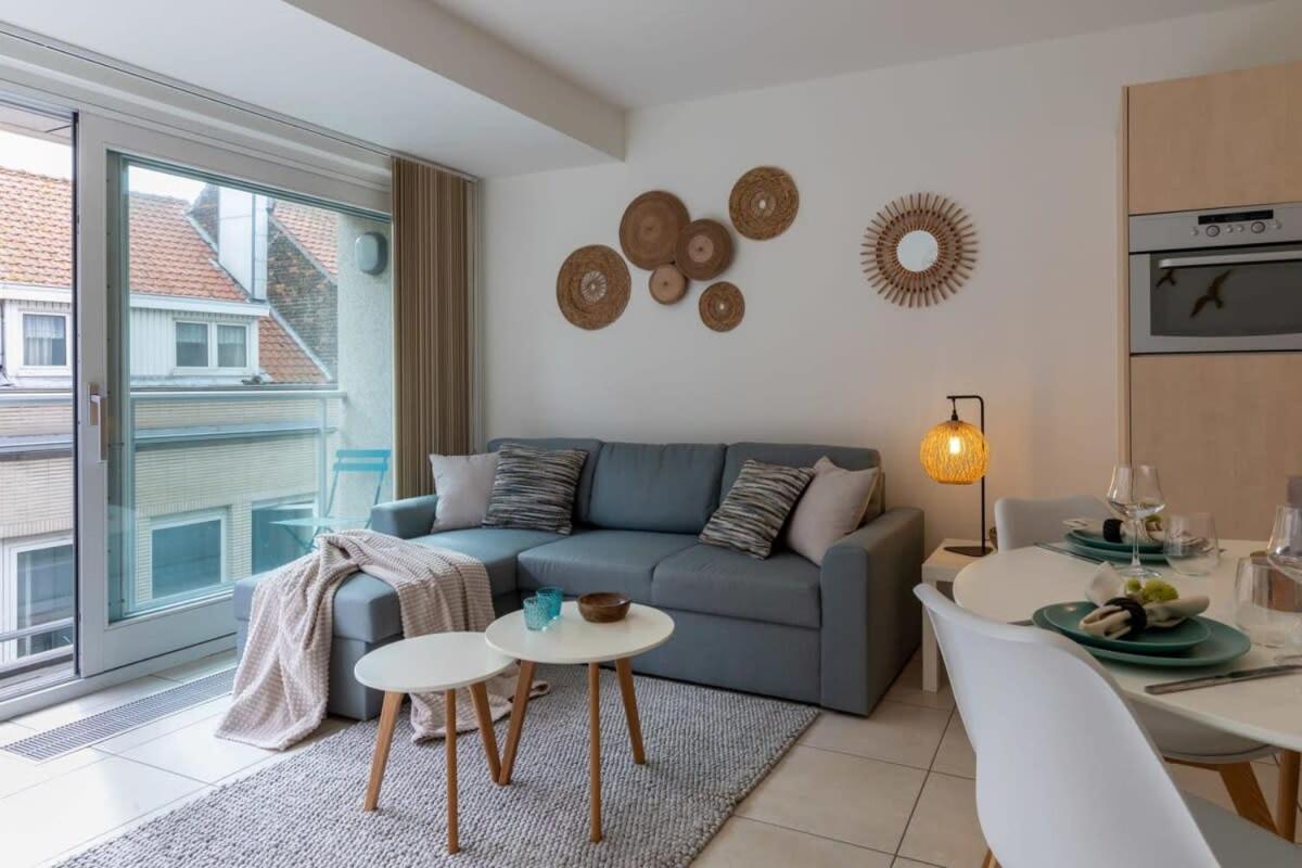 'Blue Sea' - Studio In Ostend With Private Parking Apartamento Exterior foto